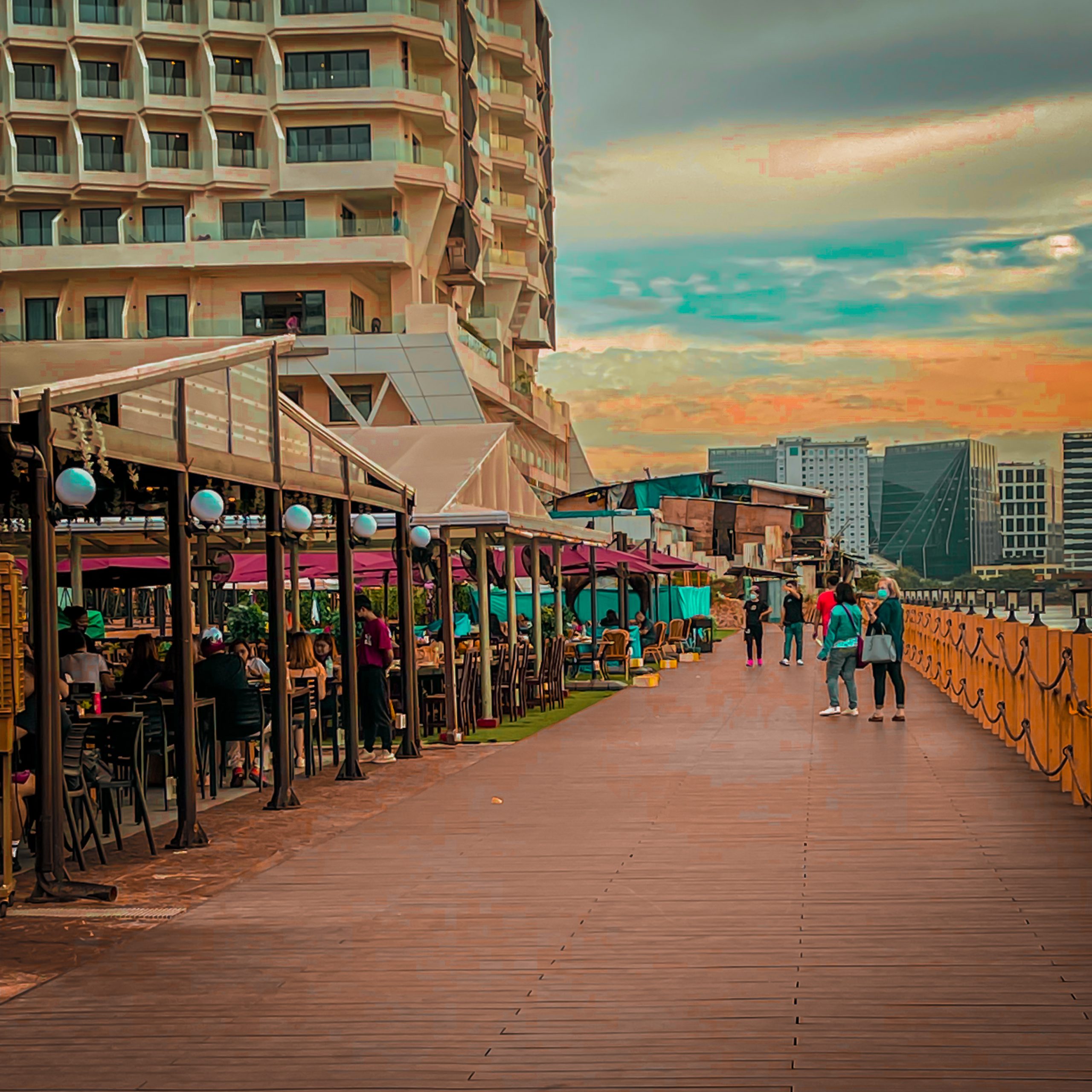 Gallery Seascape Village